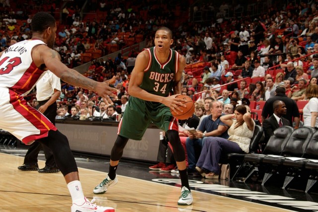 韩德君10+14辽宁负浙江 林庭谦27分天津胜宁波